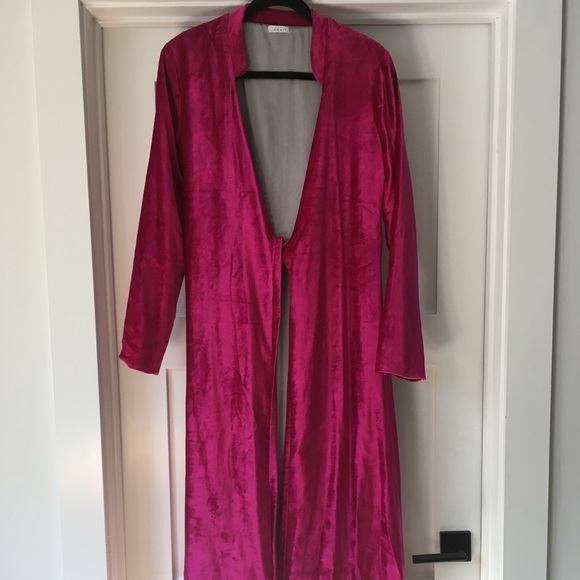 Krait velvet robe coat - Picture 2 of 7